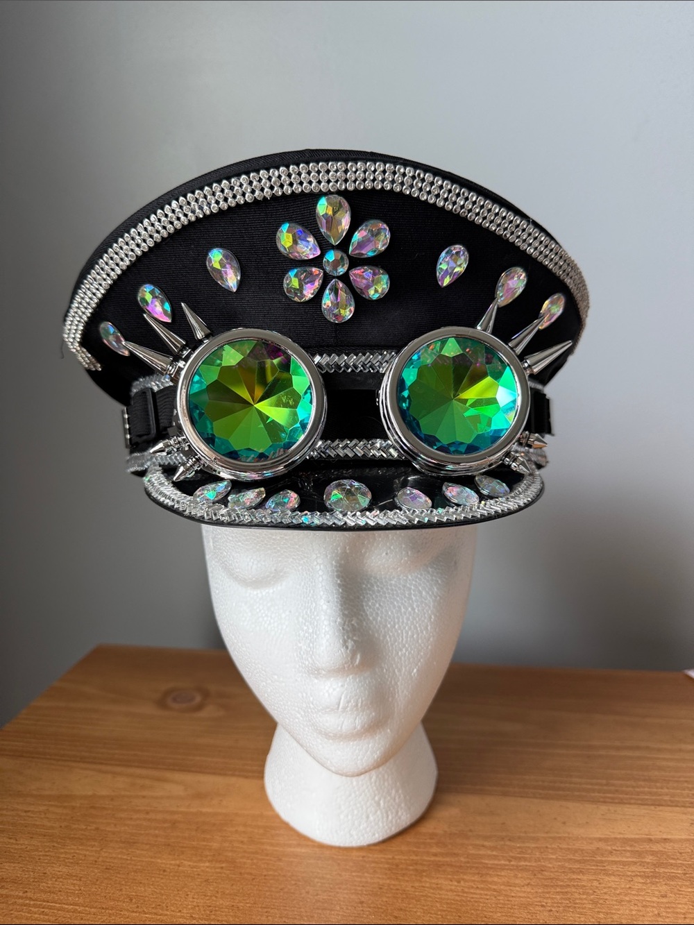 Bling Captain’s Hat with Goggles